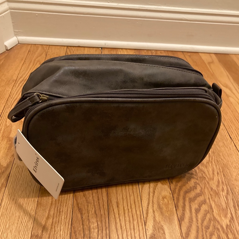 Elviros Brown Travel Toiletry Bag NWT